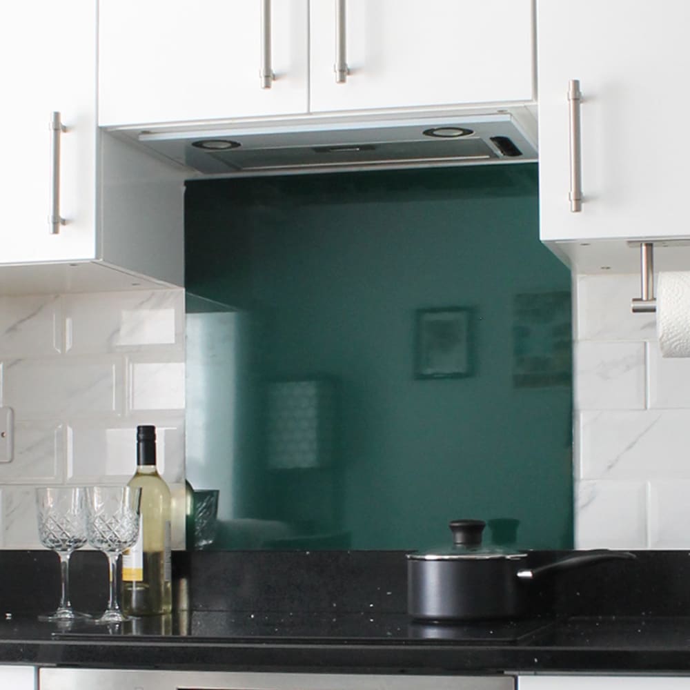 Altro Aluminium Kitchen Splashback - 600 x 750mm - Gloss Green