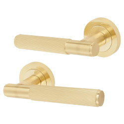 Altro Satin Brass Lines Door Handles on Round Rose - Nova Range