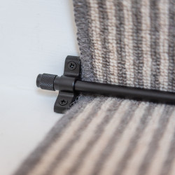 Altro Stair Rod with Knurled Finials - 900mm Length - Matt Black