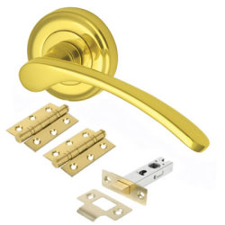 Heritage Brass by M Marcus Polished Brass Latch Door Handles on Rose Pack - Sophia Range