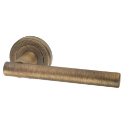 Serozzetta by Carlisle Brass Antique Brass Door Handles on Round Rose - Philadelphia Range