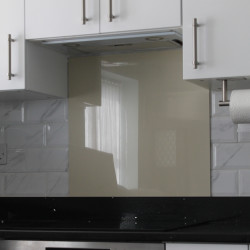 Altro Aluminium Kitchen Splashback - 600 x 750mm - Gloss Light Ivory