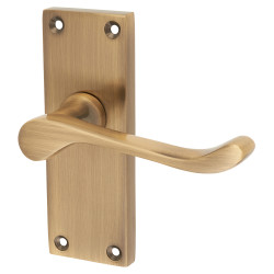 Touchpoint Antique Brass Victorian Scroll Latch Door Handles - Short Plate - 118 x 42mm