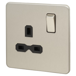 Knightsbridge 13A 1 Gang Screwless Flat Plate DP Switched Socket - Brushed Chrome with Black Insert