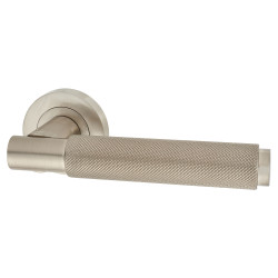Serozzetta by Carlisle Brass Satin Nickel Knurled Door Handles on Round Rose - Varese Range