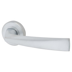 Serozzetta by Carlisle Brass Satin Chrome Door Handles on Round Rose - Scopo Range