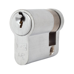 Eurospec 5 Pin 40mm Euro Single Cylinder - 30 + 10mm - Satin Chrome - Master Keyed