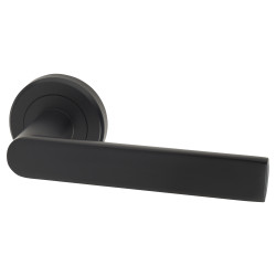 Serozzetta by Carlisle Brass Matt Black Door Handles on Round Rose - Edge Range