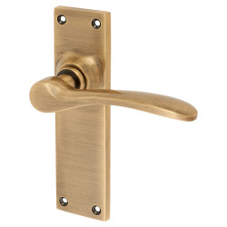 Hampstead Antique Brass Latch Door Handles - Buckingham Range - 152 x 41mm