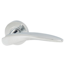 Jigtech Polished Chrome Door Handles on Round Rose - Vecta Range