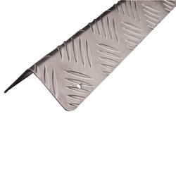 Altro 900mm Aluminium Angle - Equal Sided - 50 x 50 x 1.5mm - Checker Plate 5 Bar Tread - Mill