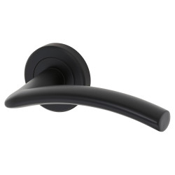 Serozzetta by Carlisle Brass Matt Black Door Handles on Round Rose - Trenta Range