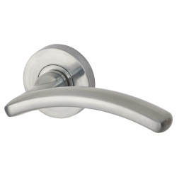 Jigtech Satin Chrome Door Handles on Round Rose - Viper Range