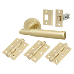 Serozzetta by Carlisle Brass Satin Brass Latch Door Handles on Rose Ultimate Door Pack - Belas Range