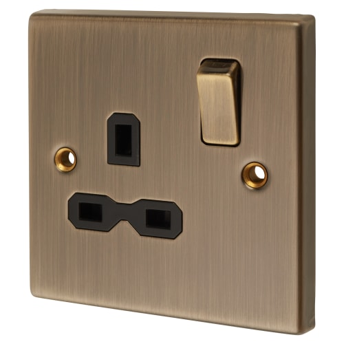 Knightsbridge 13A 1 Gang Switched Double Pole Socket Antique Brass