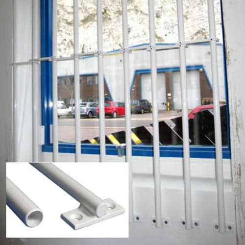 Face Fix Window Bar - 42-52" - White