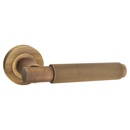 Carlisle Brass Serozzetta Varese Knurled Lever Door Handle on Rose Antique Brass