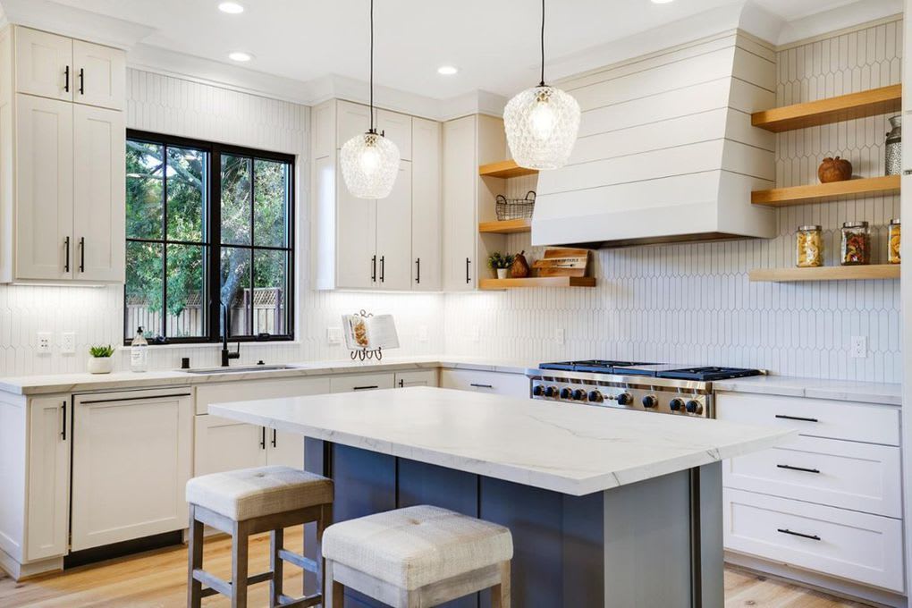 Calacatta Da Vinci Quartz 2025