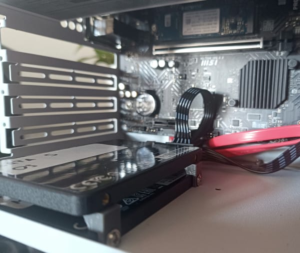 Optimizing every inch with some 3d printed goodies