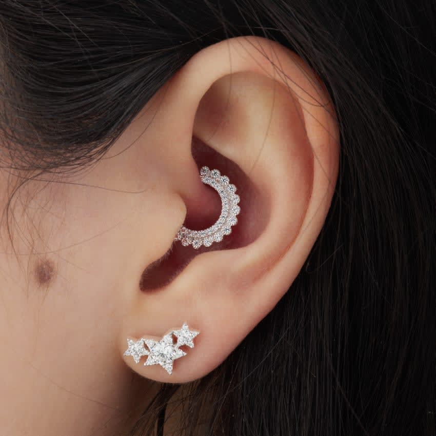 Diamond Apsara Hoop Earring White Gold 9.5mm 16 Gauge = 1.3mm