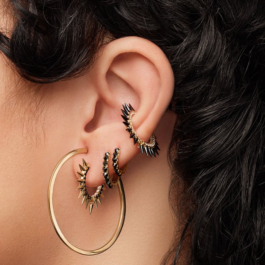 Black Moissanite Mohawk and Diamond Pavé Hoop Earring Yellow Gold 12.5mm