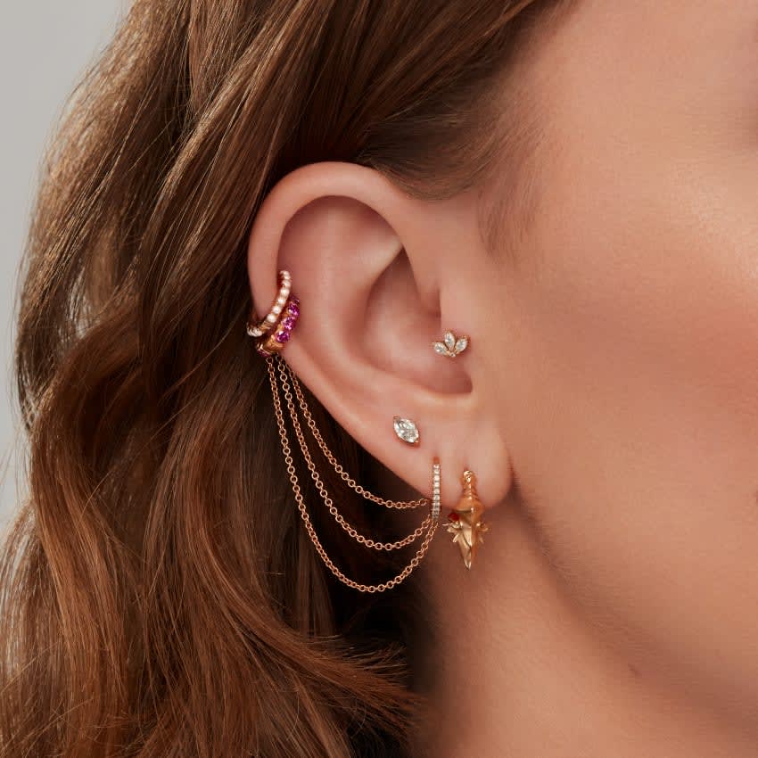 Triple Chain Connecting Charm Yellow Gold 76 mm