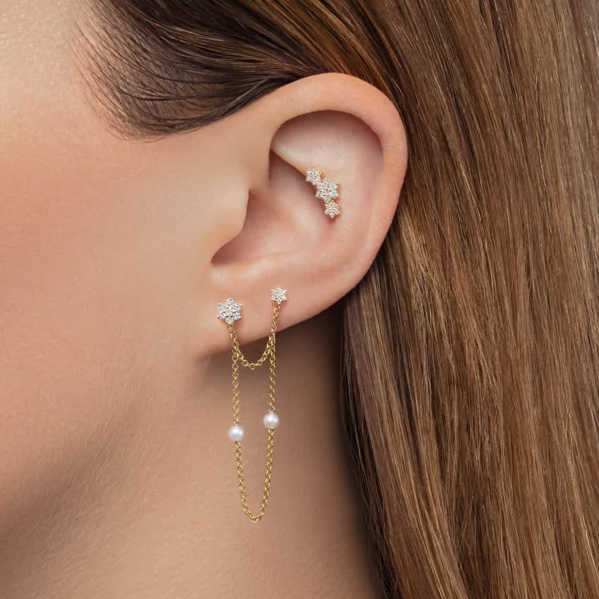 Three Flower Garland Diamond Threaded Stud Earring Rose Gold