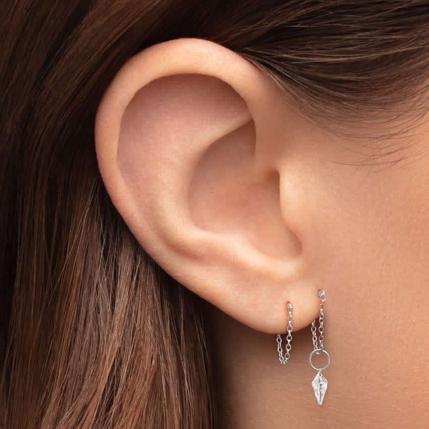 Chain Wrap Stud Earring White Gold 22 mm