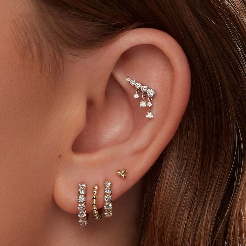 Invisible Set Diamond Crescendo Bar Threaded Stud Earring Yellow Gold 11mm Right