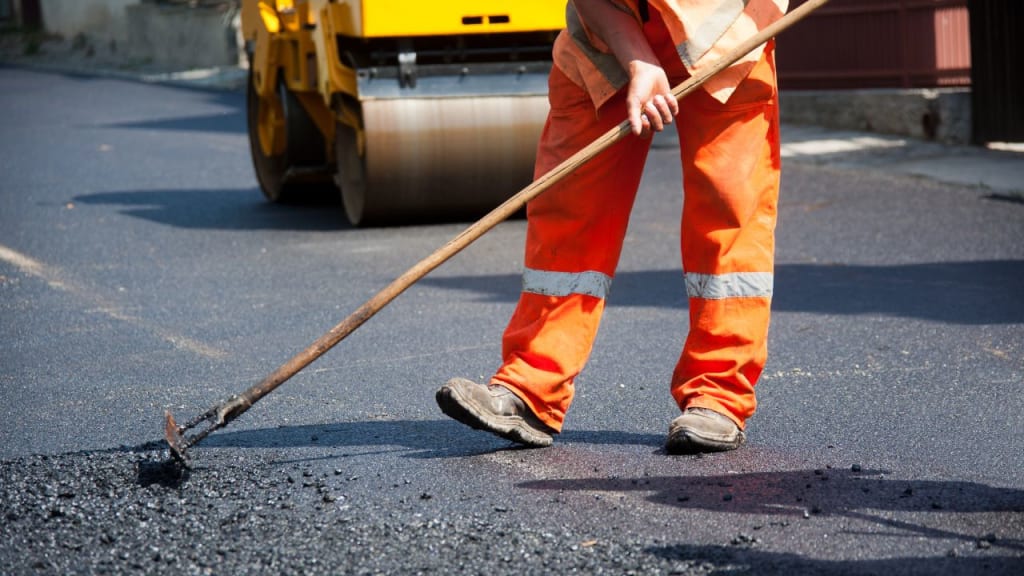 ASPHALT DRIVEWAY