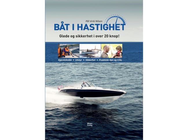 Båt i hastighet