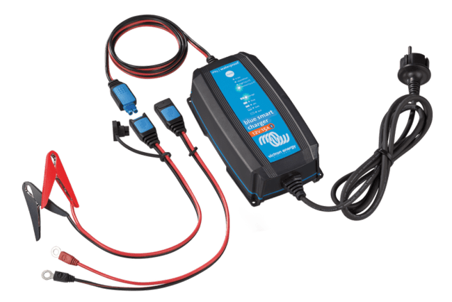 Victron Blue Smart IP65 Batterilader BT 24V 13A (1)