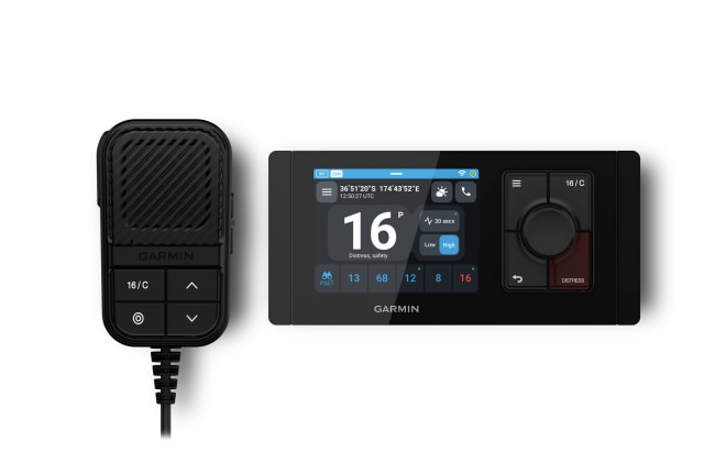 Garmin Signal VHF 220 med innbygget AIS-mottaker