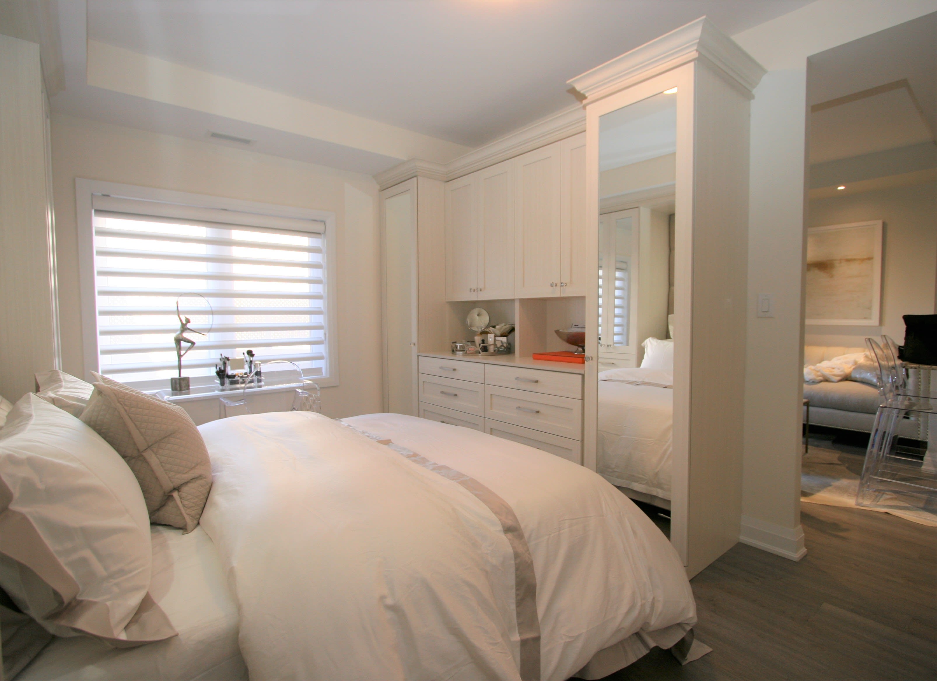 Custom cabinet doors and drawers with soft-close hardware