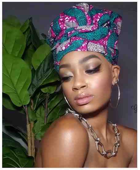 GIGI GYE NYAME GOLD PRINT SLIP ON SATIN LINED HEADWRAP<br /><br />Our double sided Sankofa headwrap is perfect for any occasion! Sankofa is a metaphorical symbol used by the Akan people of Ghana, generally depicted as a bird with its head turned backward