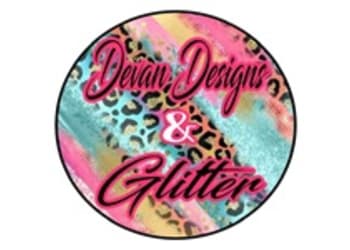 Devan Designs & Glitter