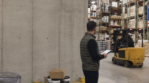 B2B e-commerce hits an inflection point: platforms expand, AI agents deploy, and distributor digital sales break records