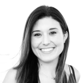 Nicole Schram photo