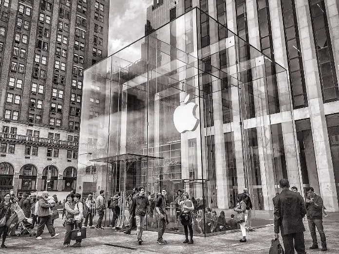Retailers Should Take Note of Apple’s “Experience Economy”