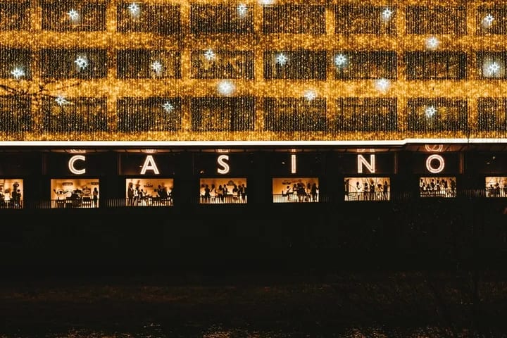 How Audiovisual Technology and Casinos Work Hand in Hand to Provide Cutting-Edge Experiences