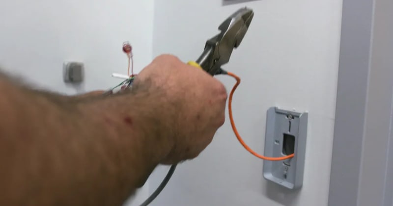 Embedded Tech Support: Enhancing On-Site Service Calls