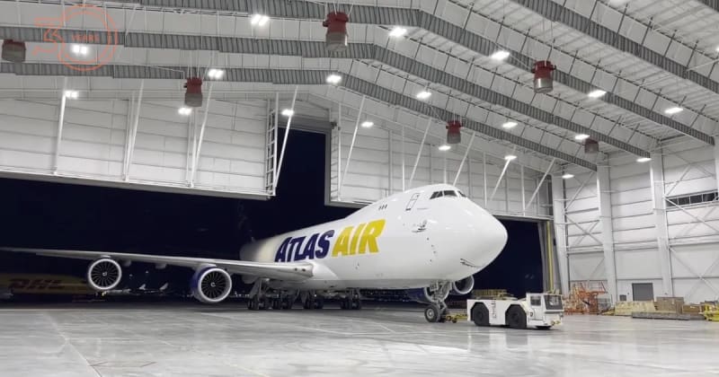 The Last 747 is Delivered to the FEAM Hangar at CVG Airport