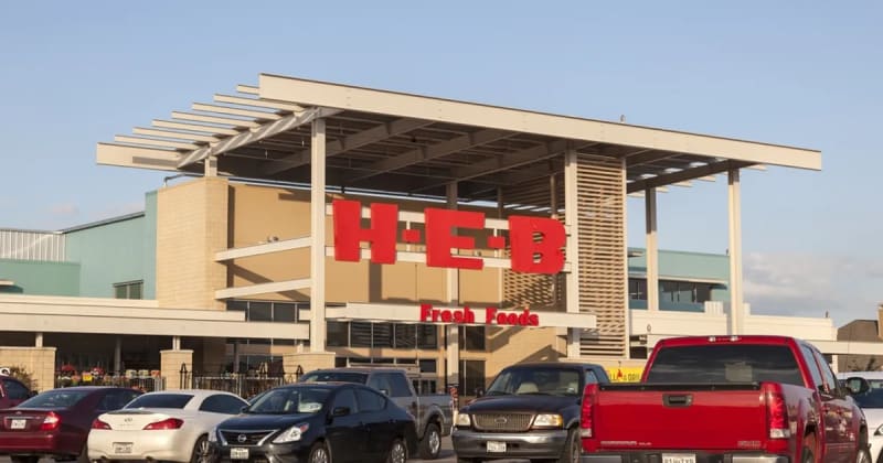 How Good is H-E-B’s Strategy to Secure Market Share in Dallas?