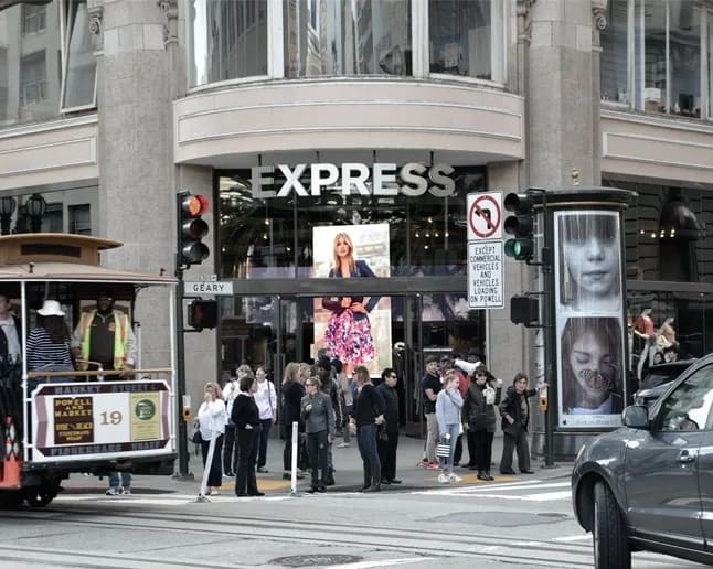 Brand Candy: How to Boost Your Image with Digital Signage