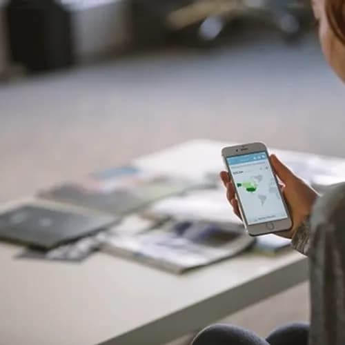 How to Use Text Message Marketing to Build Your Retail Business