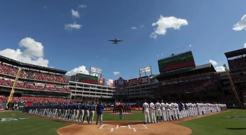 Texas Rangers Are Going To Keep And Retrofit Their Old Stadium
