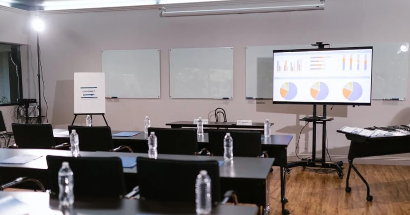 Why End Users are Driving Innovation in UCC with Scott Wharton of Logitech