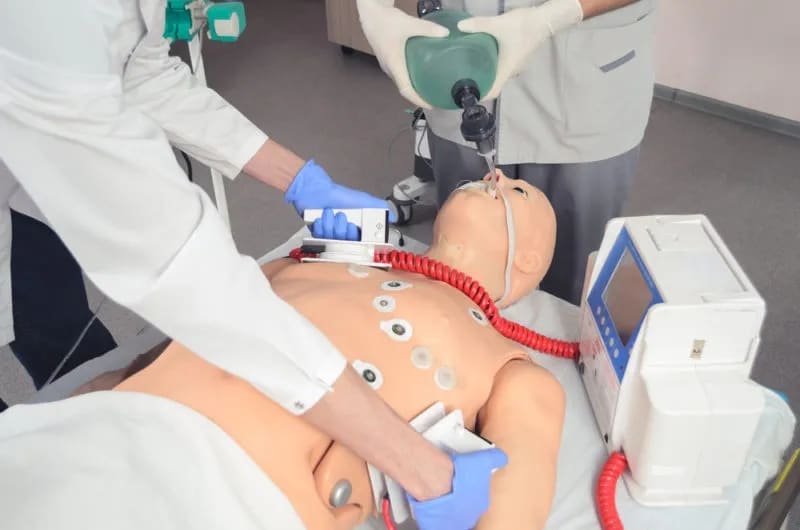 How Simulated Healthcare Training Supports Medical Education Programs