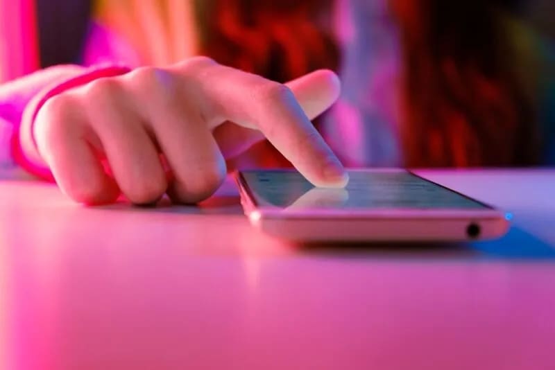 From Home-Schooling to Public School, Improving Teen Internet Use Starts with Parents