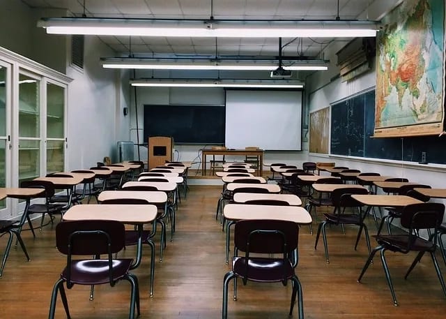 MOLD CAUSES SCHOOLS ACROSS THE U.S. TO CLOSE